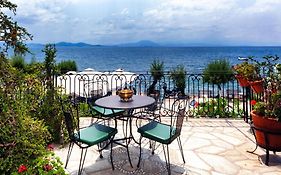 Afissos Seaside Cottage